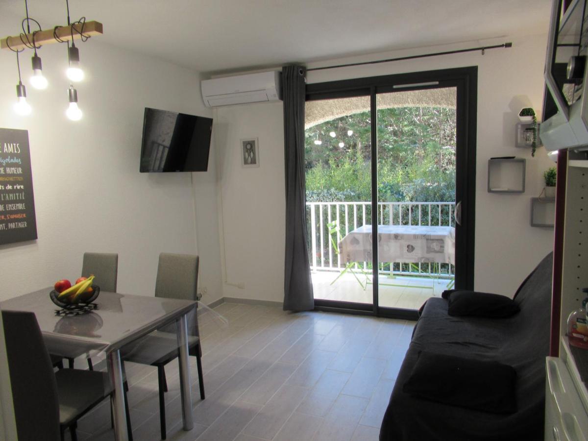 Studio en bord de mer Saint-Cyr-sur-Mer Buitenkant foto