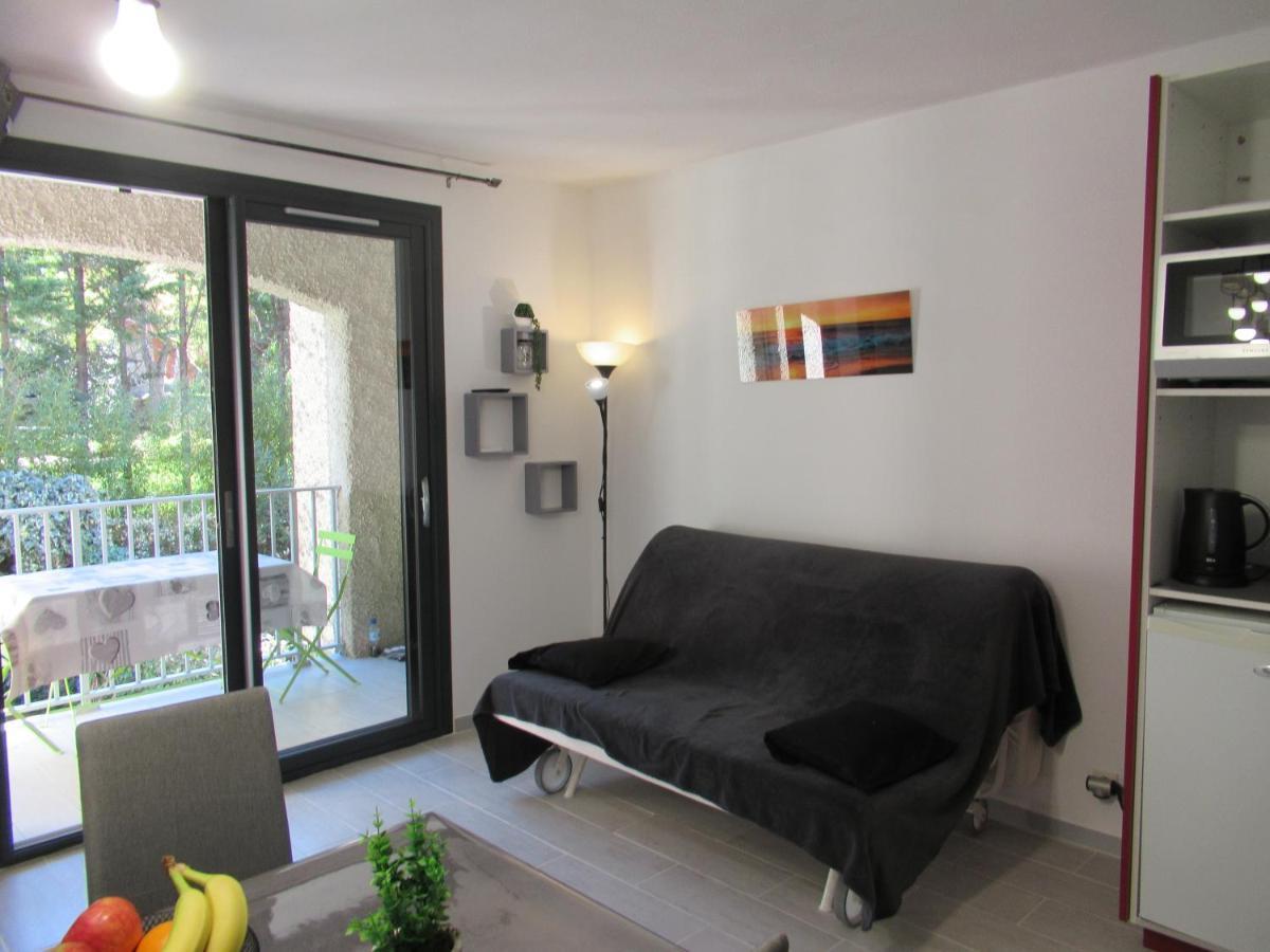 Studio en bord de mer Saint-Cyr-sur-Mer Buitenkant foto